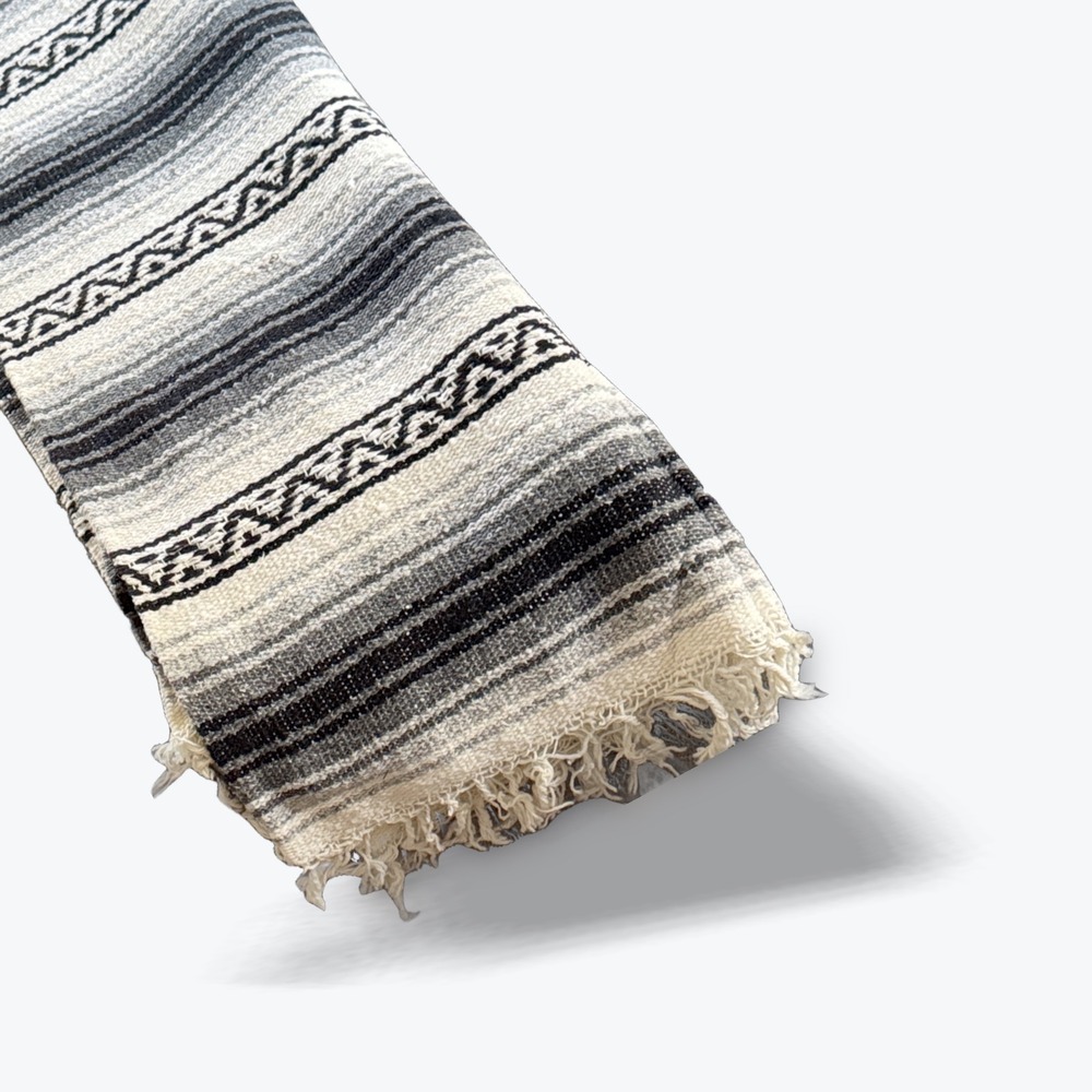 Creative Comfort Hand Woven Indian Blanket Throw Aztec Pattern Fringe 52‎ x 72 - Picture 5 of 5